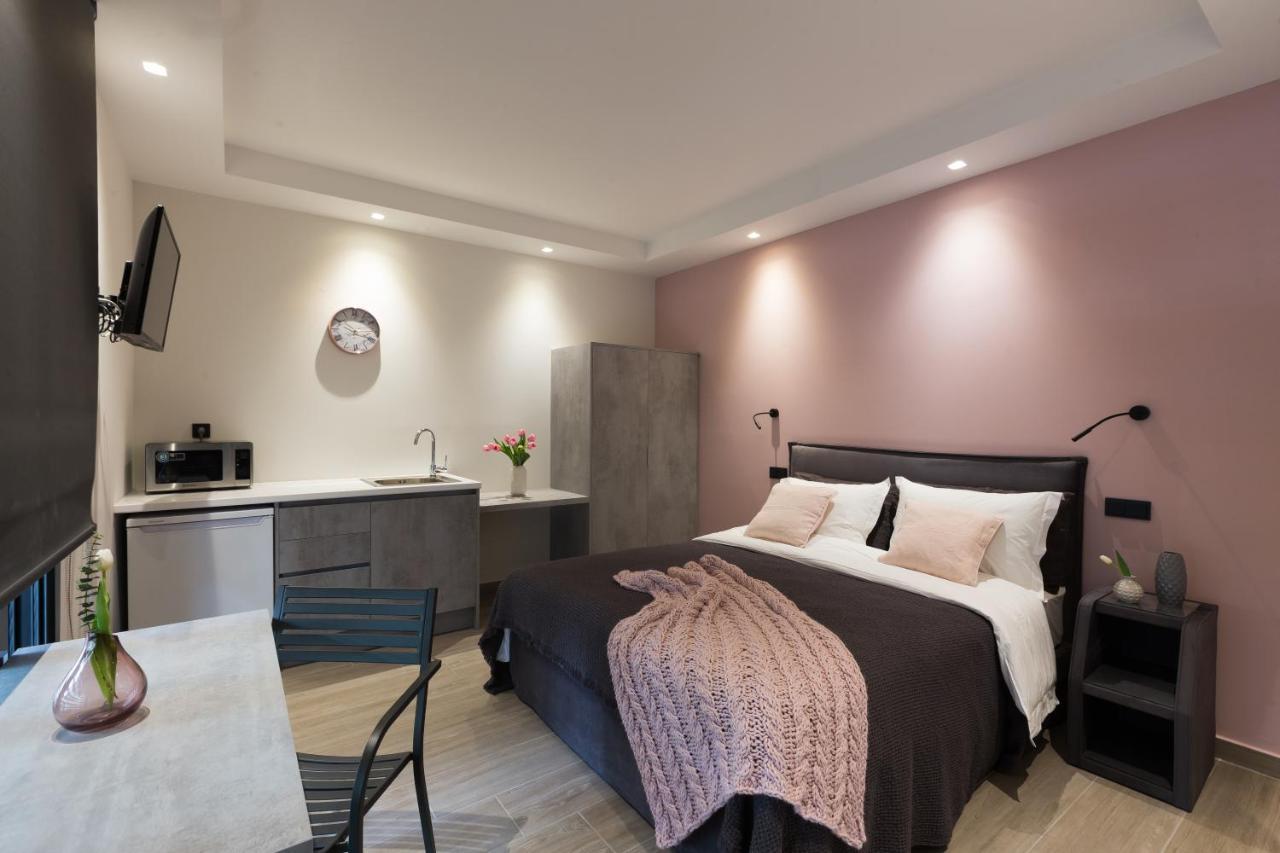 12 Reasons Why Metaxourgeio Aparthotel Athens Exterior photo