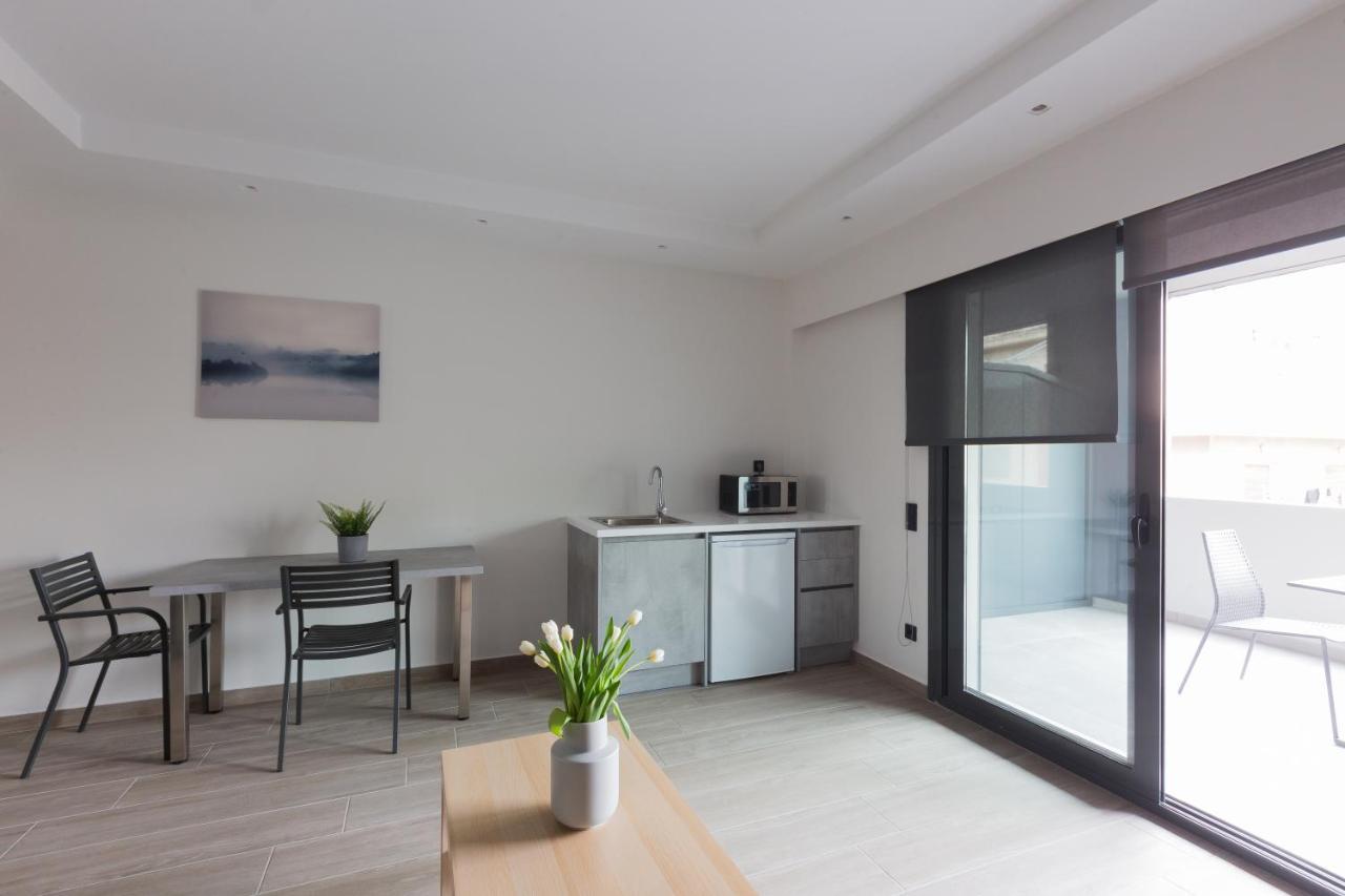 12 Reasons Why Metaxourgeio Aparthotel Athens Exterior photo
